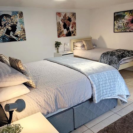 Forest View Impeccable Two Bedroom House 罗斯特雷弗 外观 照片