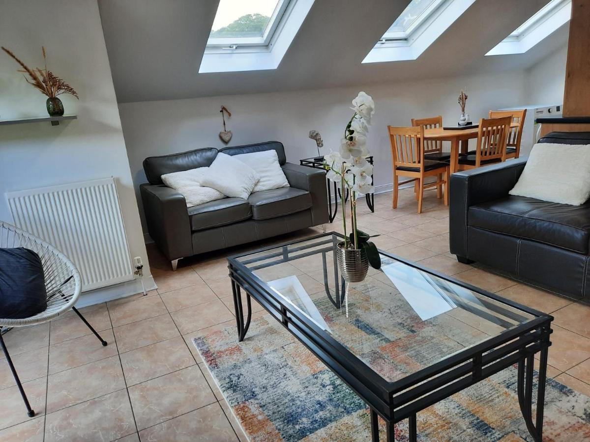 Forest View Impeccable Two Bedroom House 罗斯特雷弗 外观 照片