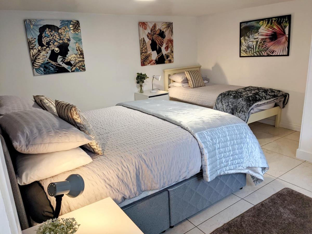 Forest View Impeccable Two Bedroom House 罗斯特雷弗 外观 照片